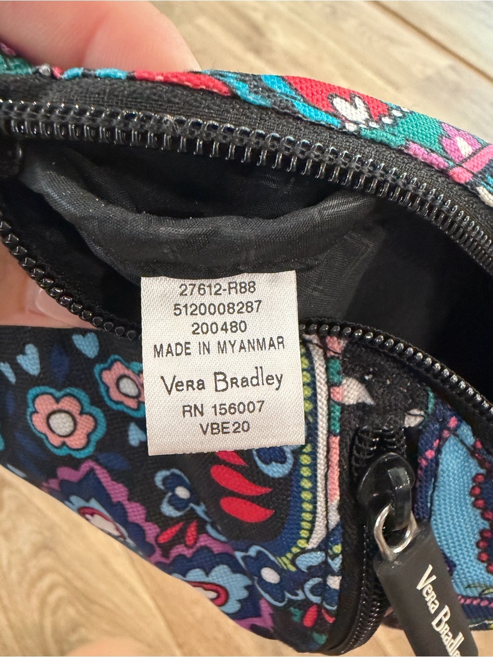 Vera Bradley Sling Backpack Crossbody Bag‎ Floral Paisley Black Multicolor 27612 - Picture 6 of 8